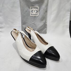 Chanel Womens Slingback Heel Pumps White Black Size 39.5 Leather Cap Toe Office